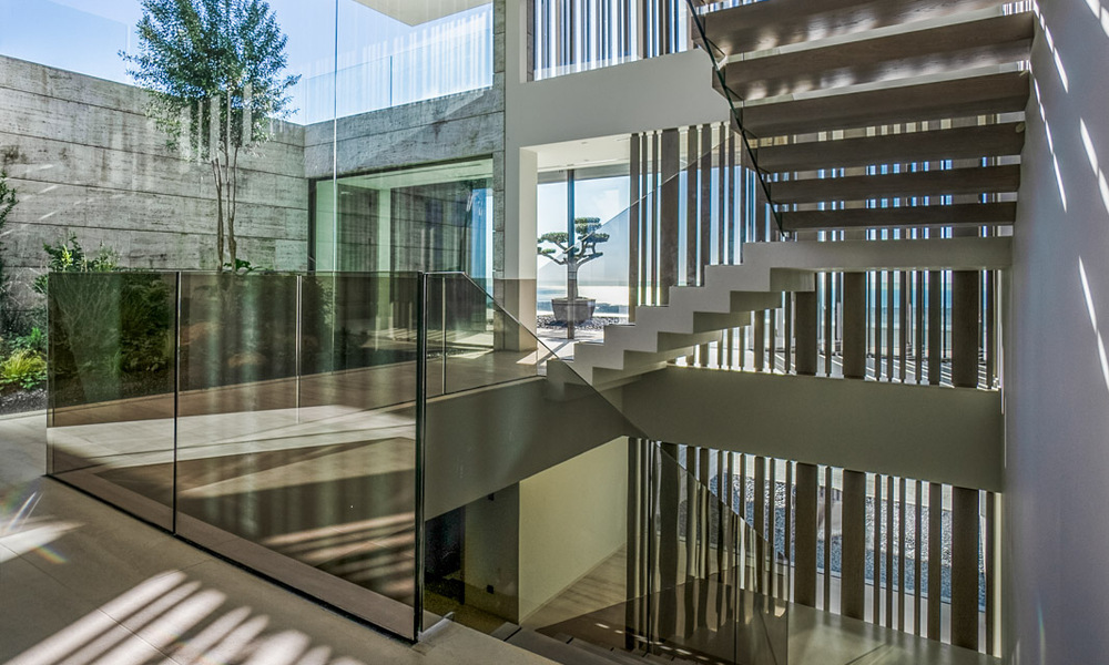 Villa neuve de luxe à vendre avec vue sur la mer, dans un quartier résidentiel sécurisé et surveillé 24/7 à Sotogrande, Costa del Sol 785671