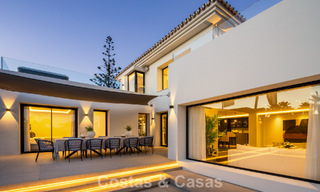 Superbe villa en première ligne de golf à vendre au cœur de Nueva Andalucia, Marbella 785593 