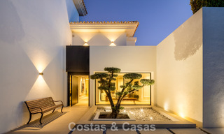 Superbe villa en première ligne de golf à vendre au cœur de Nueva Andalucia, Marbella 785596 