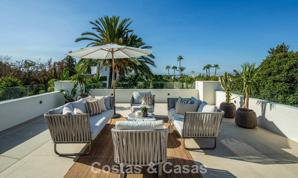Superbe villa en première ligne de golf à vendre au cœur de Nueva Andalucia, Marbella 785602