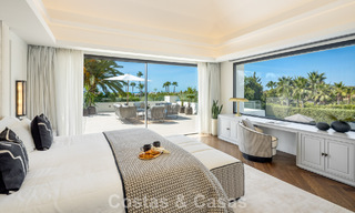 Superbe villa en première ligne de golf à vendre au cœur de Nueva Andalucia, Marbella 785607 