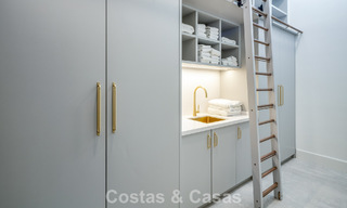 Superbe villa en première ligne de golf à vendre au cœur de Nueva Andalucia, Marbella 785609 