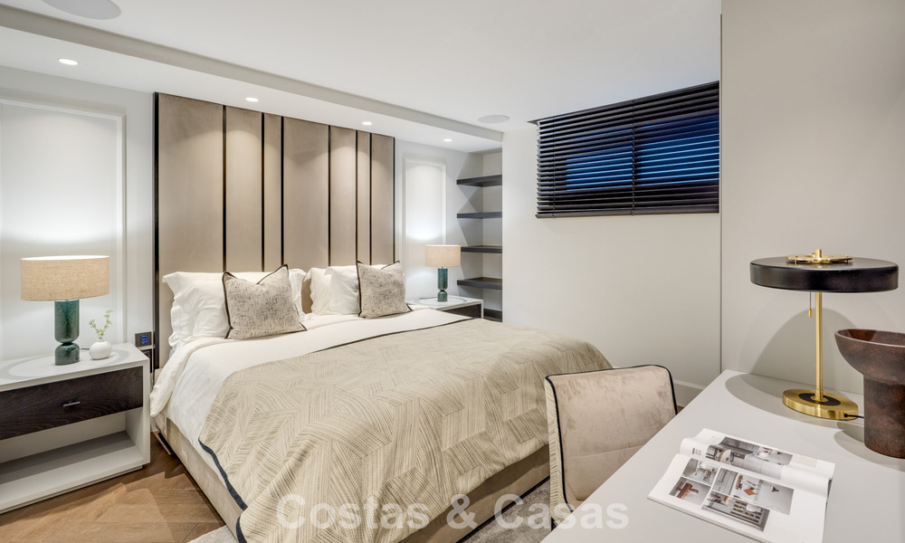 Superbe villa en première ligne de golf à vendre au cœur de Nueva Andalucia, Marbella 785613