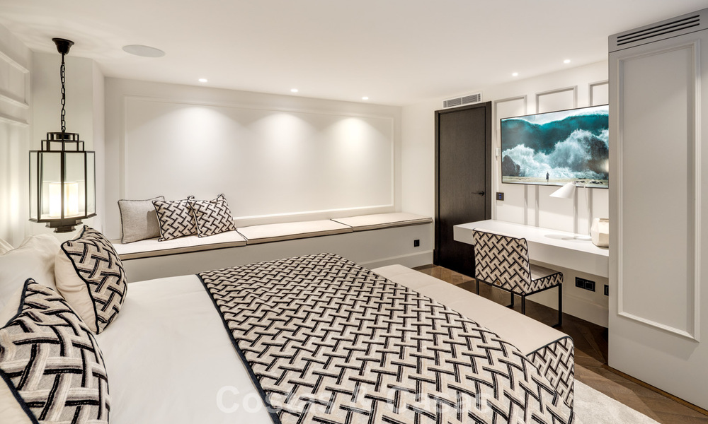 Superbe villa en première ligne de golf à vendre au cœur de Nueva Andalucia, Marbella 785614