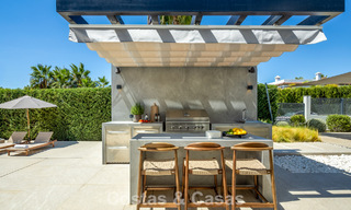 Superbe villa en première ligne de golf à vendre au cœur de Nueva Andalucia, Marbella 785618 