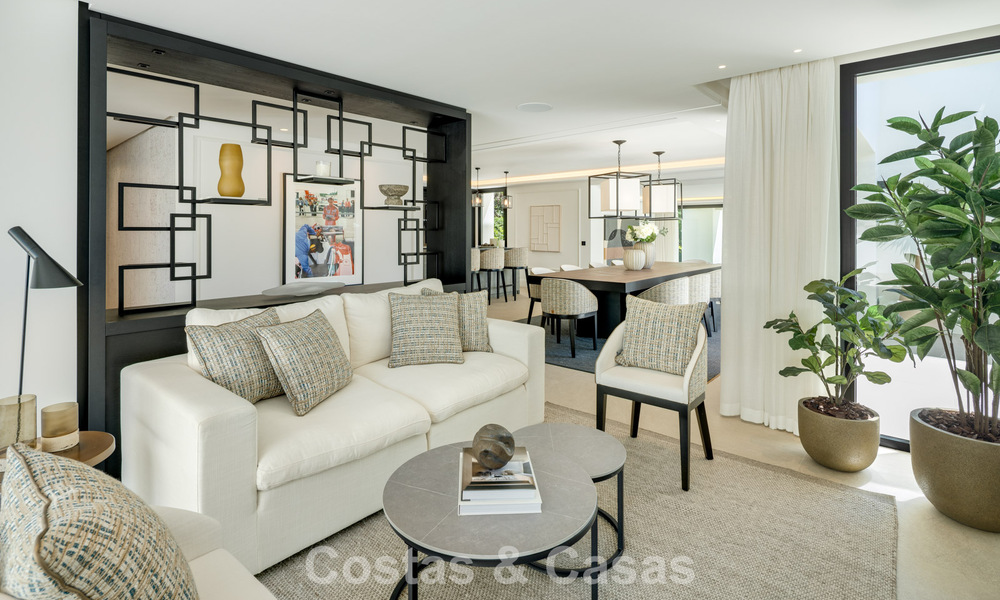 Superbe villa en première ligne de golf à vendre au cœur de Nueva Andalucia, Marbella 785625