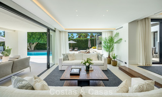 Superbe villa en première ligne de golf à vendre au cœur de Nueva Andalucia, Marbella 785628 