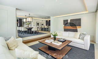 Superbe villa en première ligne de golf à vendre au cœur de Nueva Andalucia, Marbella 785629 