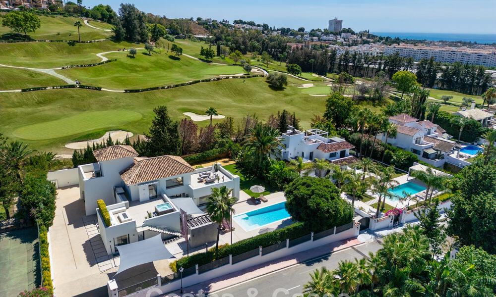 Superbe villa en première ligne de golf à vendre au cœur de Nueva Andalucia, Marbella 785631