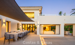 Superbe villa en première ligne de golf à vendre au cœur de Nueva Andalucia, Marbella 785635 