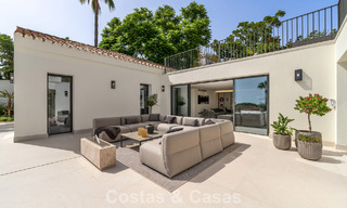 Spacieuse villa de luxe à l'architecture méditerranéenne moderne à vendre sur le Golden Mile de Marbella 785542 
