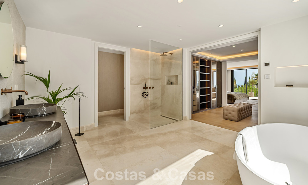 Spacieuse villa de luxe à l'architecture méditerranéenne moderne à vendre sur le Golden Mile de Marbella 785553