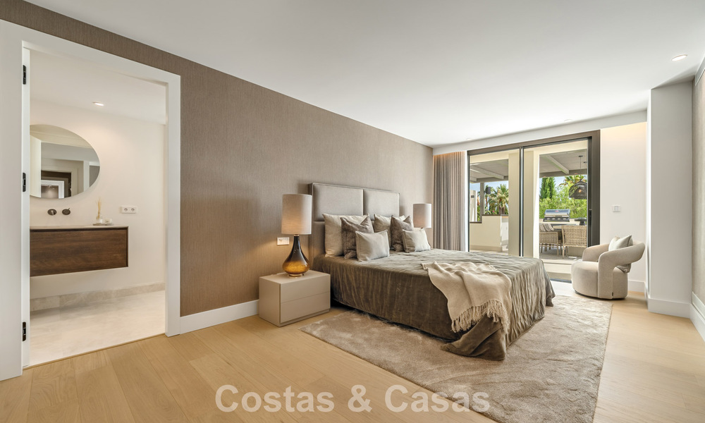 Spacieuse villa de luxe à l'architecture méditerranéenne moderne à vendre sur le Golden Mile de Marbella 785561