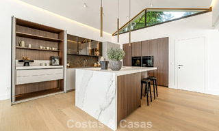 Spacieuse villa de luxe à l'architecture méditerranéenne moderne à vendre sur le Golden Mile de Marbella 785578 