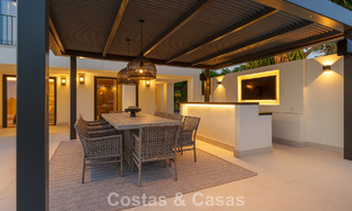 Spacieuse villa de luxe à l'architecture méditerranéenne moderne à vendre sur le Golden Mile de Marbella 785583 