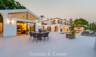 Spacieuse villa de luxe à l'architecture méditerranéenne moderne à vendre sur le Golden Mile de Marbella 785586 