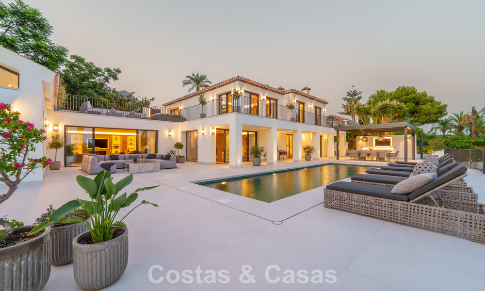 Spacieuse villa de luxe à l'architecture méditerranéenne moderne à vendre sur le Golden Mile de Marbella 785587