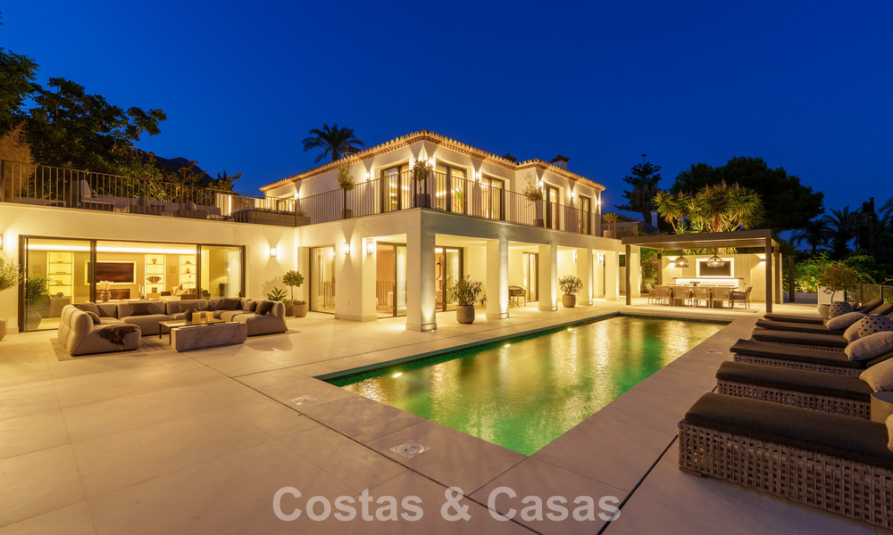 Spacieuse villa de luxe à l'architecture méditerranéenne moderne à vendre sur le Golden Mile de Marbella 785591