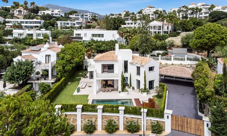 Villa moderne de luxe à vendre en deuxième ligne de golf, dans un quartier résidentiel privilégié, à Benahavis - Marbella 785762