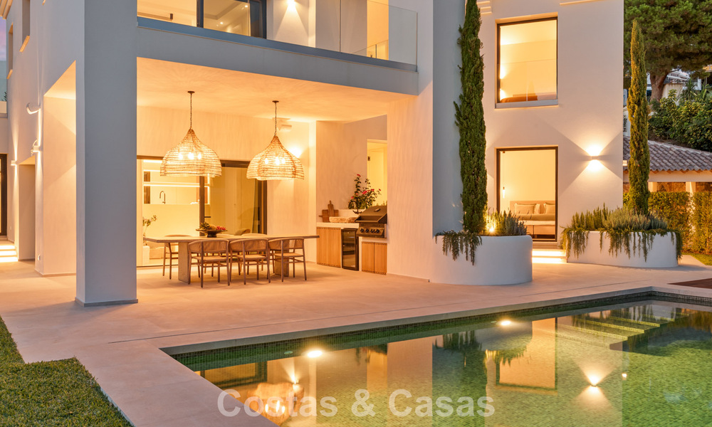 Villa moderne de luxe à vendre en deuxième ligne de golf, dans un quartier résidentiel privilégié, à Benahavis - Marbella 785766