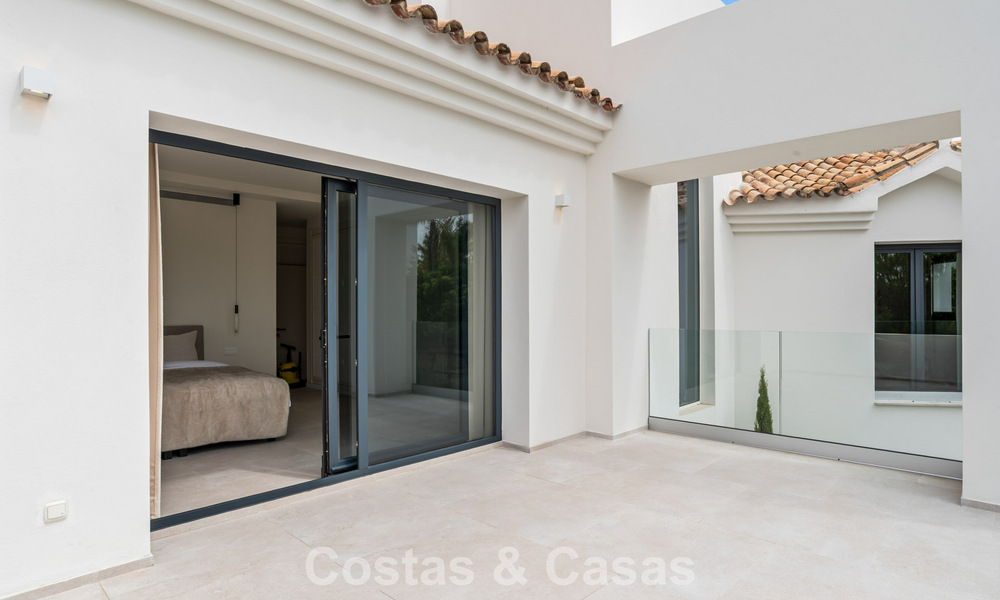 Villa moderne de luxe à vendre en deuxième ligne de golf, dans un quartier résidentiel privilégié, à Benahavis - Marbella 785769