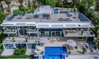 Chef-d'œuvre majestueux à vendre, au style moderne, dans un quartier résidentiel sécurisé de Sotogrande, Costa del Sol 786189 