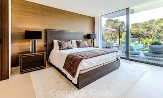 Chef-d'œuvre majestueux à vendre, au style moderne, dans un quartier résidentiel sécurisé de Sotogrande, Costa del Sol 786196 