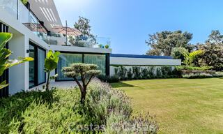 Chef-d'œuvre majestueux à vendre, au style moderne, dans un quartier résidentiel sécurisé de Sotogrande, Costa del Sol 786209 