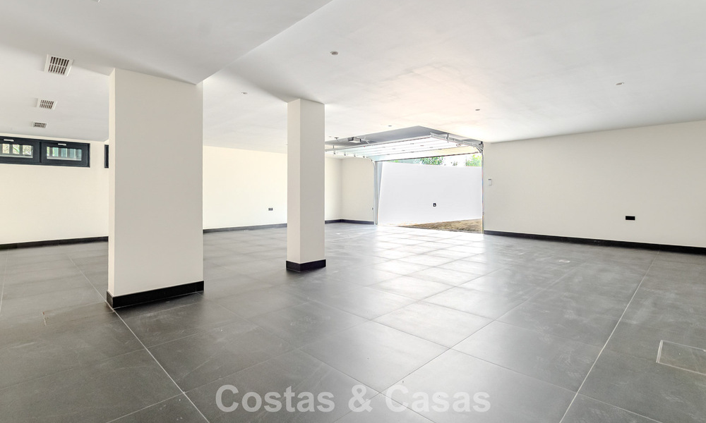 Chef-d'œuvre majestueux à vendre, au style moderne, dans un quartier résidentiel sécurisé de Sotogrande, Costa del Sol 786216