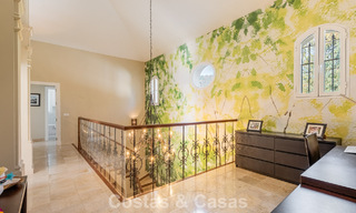 Superbe villa de luxe à vendre, à l'architecture andalouse intemporelle, avec vue sur la mer à Benahavis - Marbella 786060 