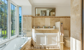 Superbe villa de luxe à vendre, à l'architecture andalouse intemporelle, avec vue sur la mer à Benahavis - Marbella 786064 