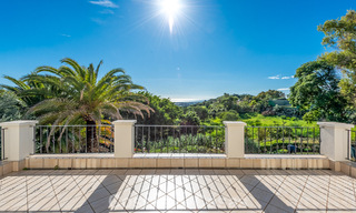 Superbe villa de luxe à vendre, à l'architecture andalouse intemporelle, avec vue sur la mer à Benahavis - Marbella 786065 