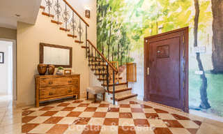 Superbe villa de luxe à vendre, à l'architecture andalouse intemporelle, avec vue sur la mer à Benahavis - Marbella 786069 