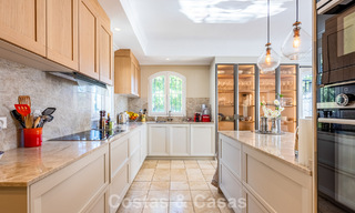 Superbe villa de luxe à vendre, à l'architecture andalouse intemporelle, avec vue sur la mer à Benahavis - Marbella 786073 