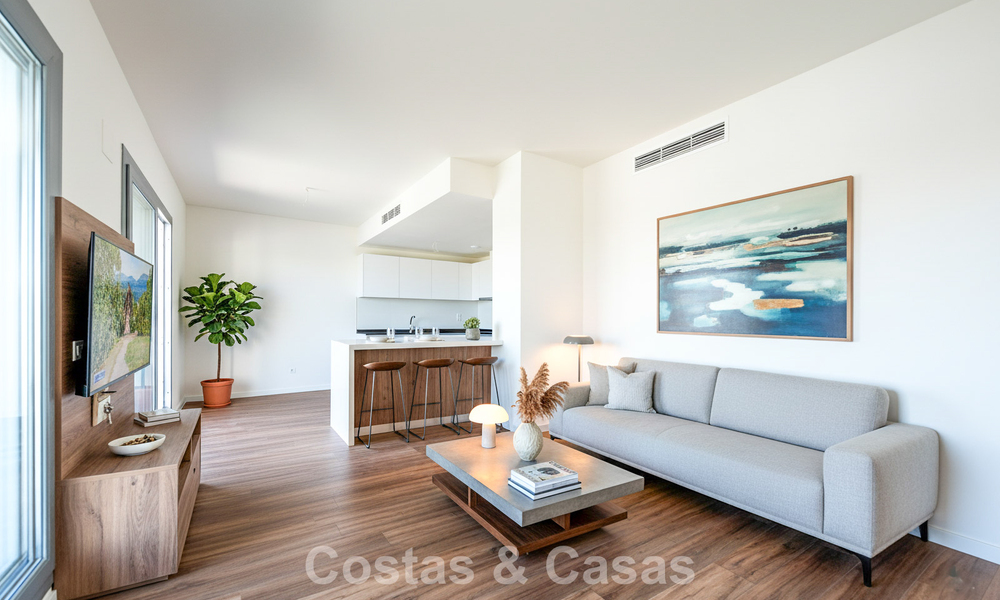 Appartement moderne, neuf et prêt à emménager, à vendre dans un complexe de golf près d'Estepona 785913