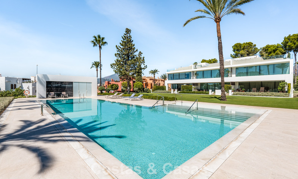 Maison moderne et luxueuse, prête à emménager, à vendre, à la périphérie de Nueva Andalucia et du Golden Mile, Marbella 786019