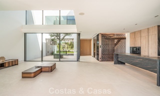 Maison moderne et luxueuse, prête à emménager, à vendre, à la périphérie de Nueva Andalucia et du Golden Mile, Marbella 786026 