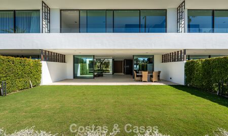 Maison moderne et luxueuse, prête à emménager, à vendre, à la périphérie de Nueva Andalucia et du Golden Mile, Marbella 786027