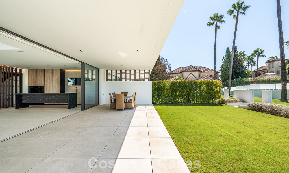 Maison moderne et luxueuse, prête à emménager, à vendre, à la périphérie de Nueva Andalucia et du Golden Mile, Marbella 786028