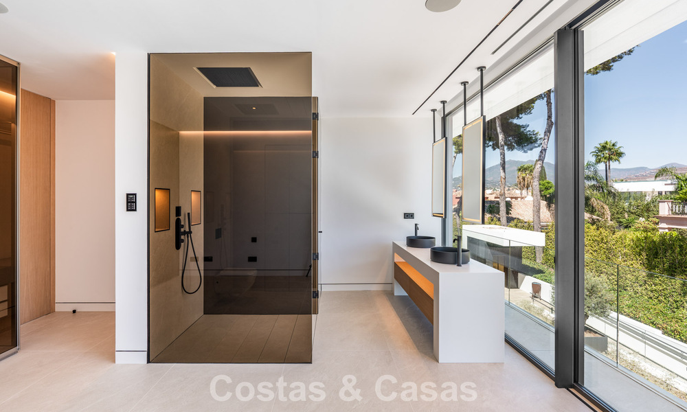Maison moderne et luxueuse, prête à emménager, à vendre, à la périphérie de Nueva Andalucia et du Golden Mile, Marbella 786038