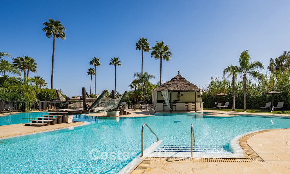 Appartement de luxe en bord de mer, prêt à emménager, à vendre sur le New Golden Mile, entre Marbella et Estepona 785951