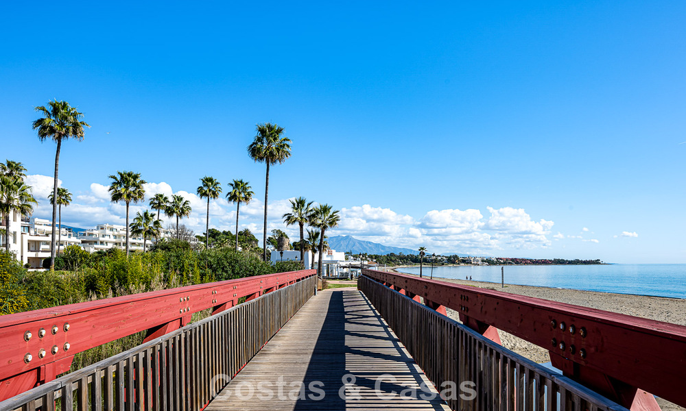 Appartement de luxe en bord de mer, prêt à emménager, à vendre sur le New Golden Mile, entre Marbella et Estepona 795112