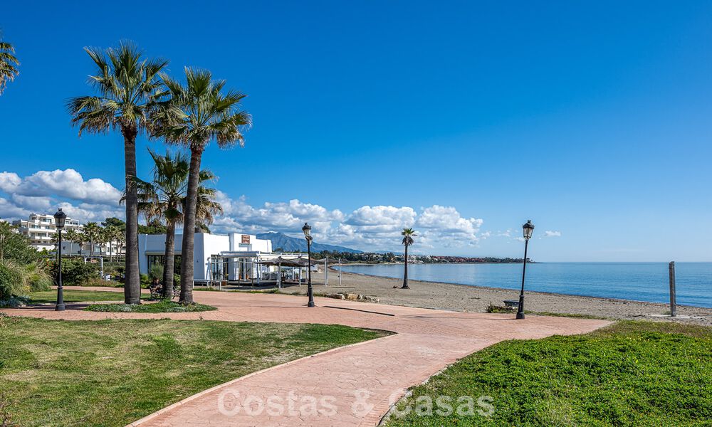 Appartement de luxe en bord de mer, prêt à emménager, à vendre sur le New Golden Mile, entre Marbella et Estepona 795113