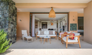 Appartement en rez-de-chaussée avec un immense jardin privé, à vendre dans un complexe de golf à Marbella - Benahavis 785898 
