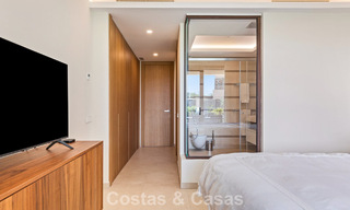 Appartement en rez-de-chaussée avec un immense jardin privé, à vendre dans un complexe de golf à Marbella - Benahavis 785903 