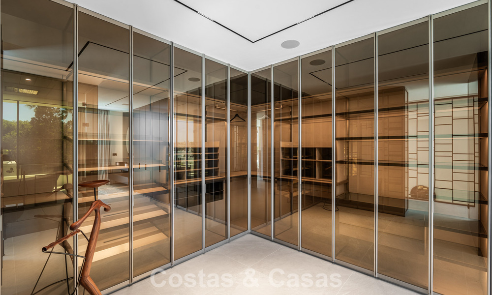 Maison moderne et prête à emménager, située à la périphérie de Nueva Andalucía et du Golden Mile de Marbella 786000