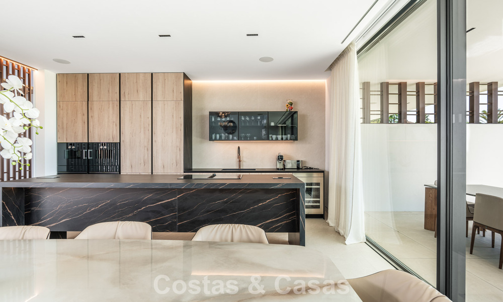 Maison moderne et prête à emménager, située à la périphérie de Nueva Andalucía et du Golden Mile de Marbella 786009