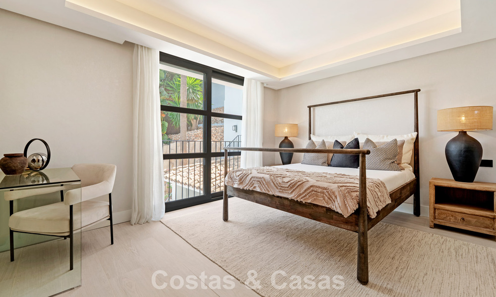 Villa de luxe majestueuse à vendre dans un quartier résidentiel recherché au cœur de Nueva Andalucia, Marbella 790394