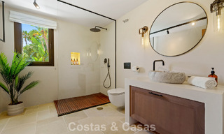 Villa de luxe majestueuse à vendre dans un quartier résidentiel recherché au cœur de Nueva Andalucia, Marbella 790396 