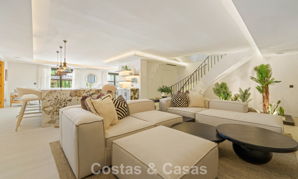 Villa de luxe majestueuse à vendre dans un quartier résidentiel recherché au cœur de Nueva Andalucia, Marbella 790405